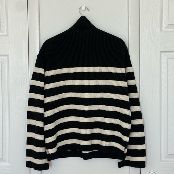 & Other Stories Oversized Striped Half Zip Sweater in Black & White Size M - Picture 2 of 7